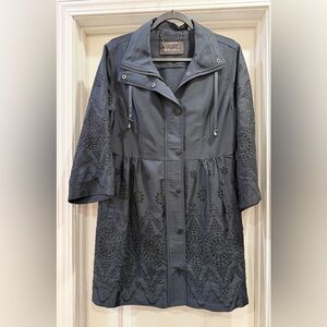 Badgley Mischka Navy Blue Embroidered Eyelet Long Lightweight Trench Jacket XS